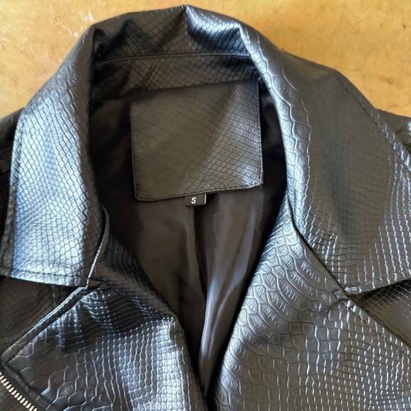 Black (faux) Crocodile Skin Leather Jacket Sz S - Picture 4 of 5